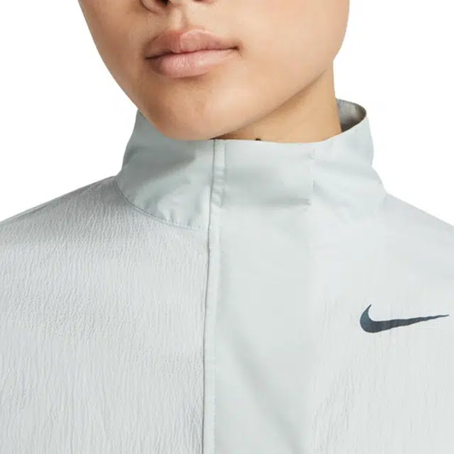 Nike Therma-FIT Run Division Logo