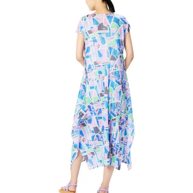 PLEATS PLEASE ISSEY MIYAKE SS23