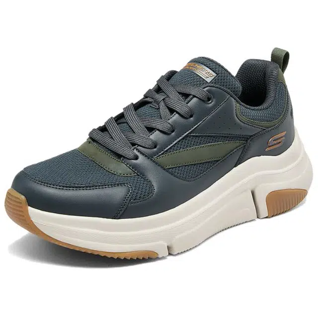 Skechers