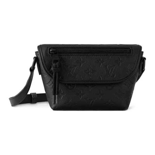 Louis Vuitton Pulse Shoulder Bag Black