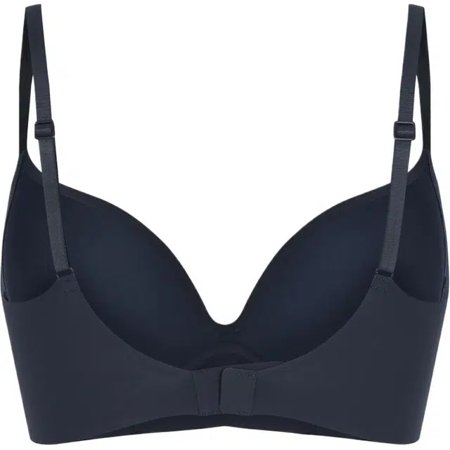 CALVIN KLEIN V