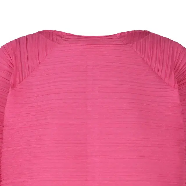 PLEATS PLEASE ISSEY MIYAKE T