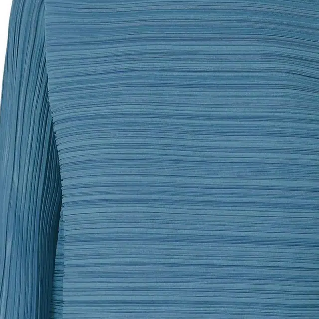 PLEATS PLEASE ISSEY MIYAKE T