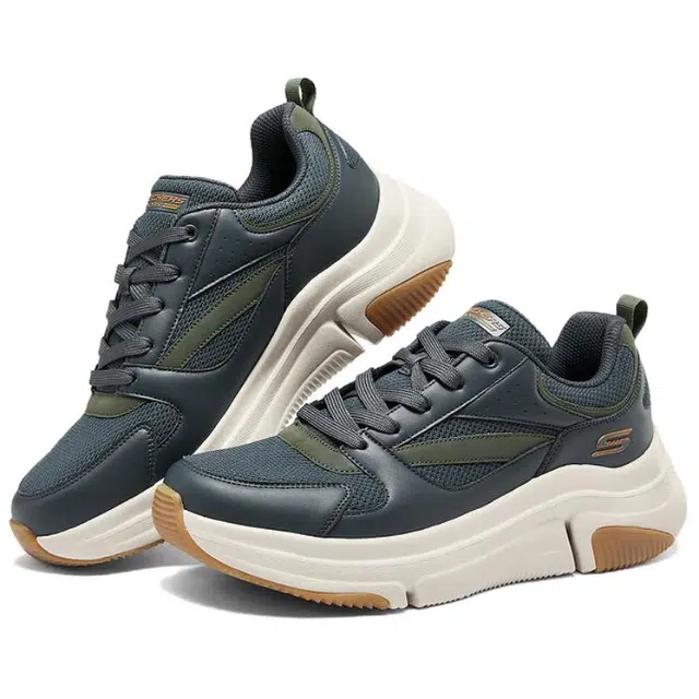 Skechers