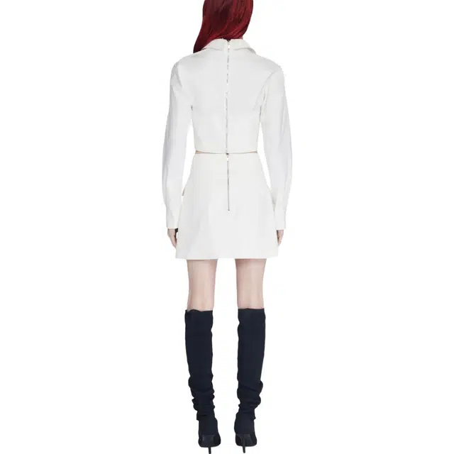DION LEE