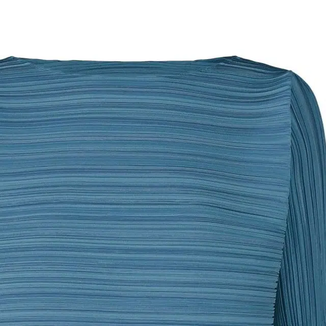 PLEATS PLEASE ISSEY MIYAKE T