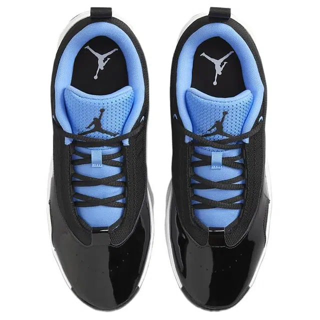 Jordan Max Aura 6