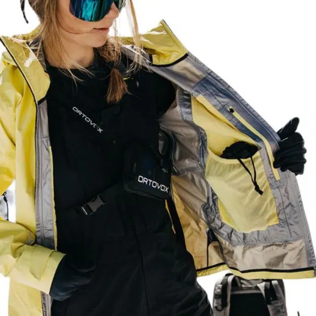 BURTON SURGENCE GORE-TEX