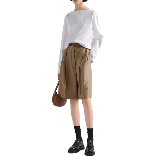 PRADA T
