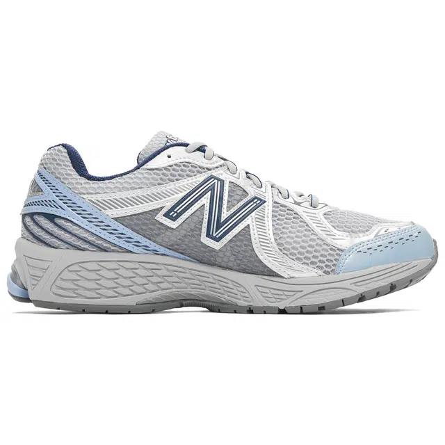 New Balance NB 860 v2
