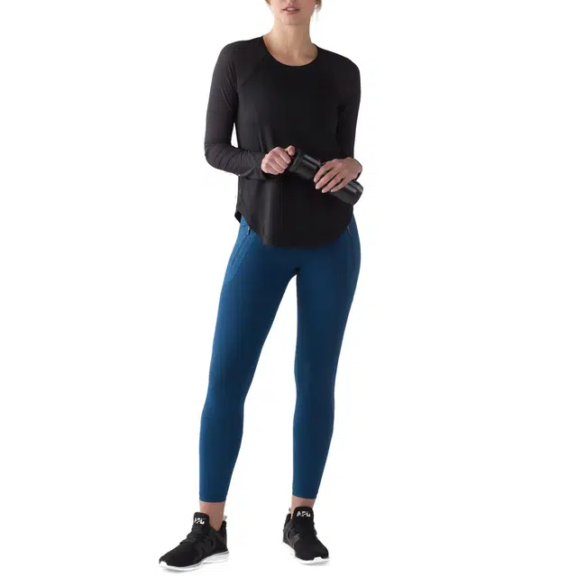 lululemon Smooth Stride T
