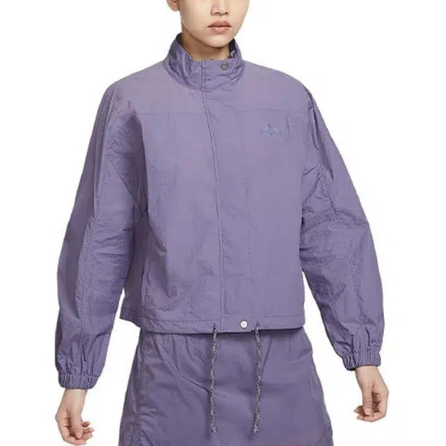 Nike Trail Repel logo