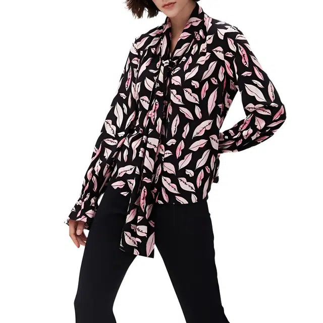 DIANE VON FURSTENBERG