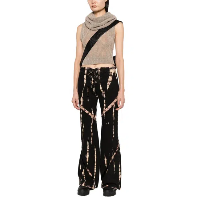 DION LEE