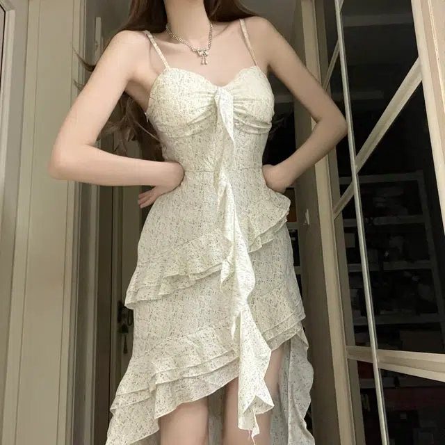 花山家的猫 法式碎花不规则一字领中长款吊带连衣裙 女款 花色