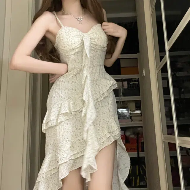 花山家的猫 法式碎花不规则一字领中长款吊带连衣裙 女款 花色
