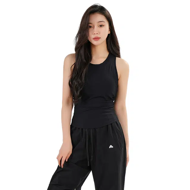 美力城 舒适纯色简约修身背心 女款