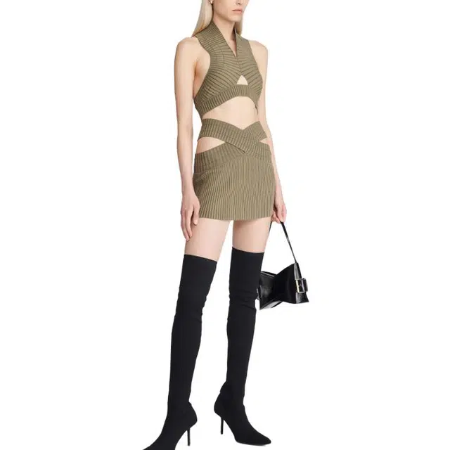 DION LEE