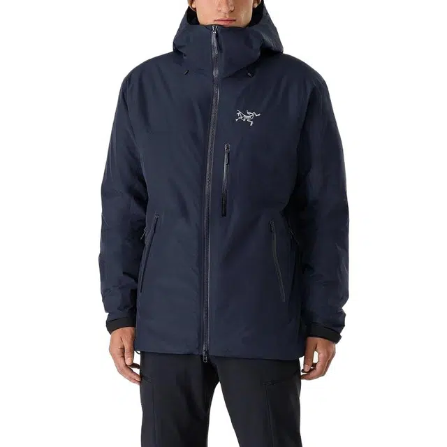 Arcteryx Beta Insulated Gore-tex Logo