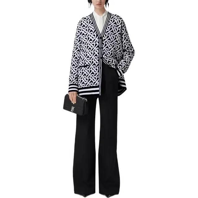 Burberry FW22 Logo