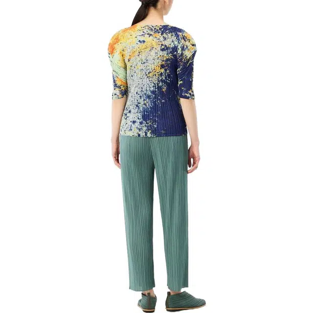 PLEATS PLEASE ISSEY MIYAKE FW22