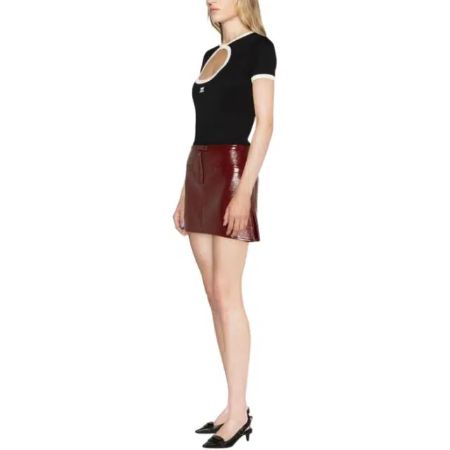 COURREGES T
