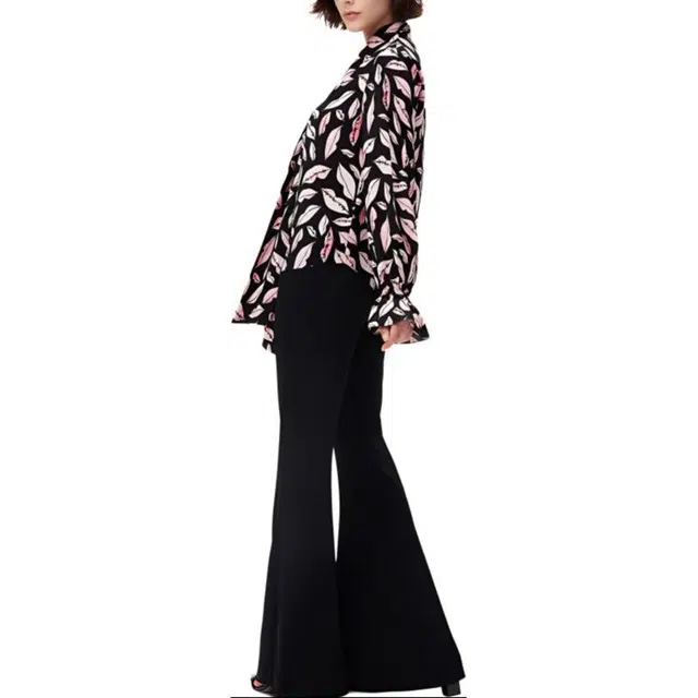 DIANE VON FURSTENBERG