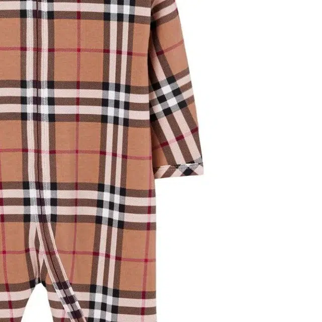 Burberry 2