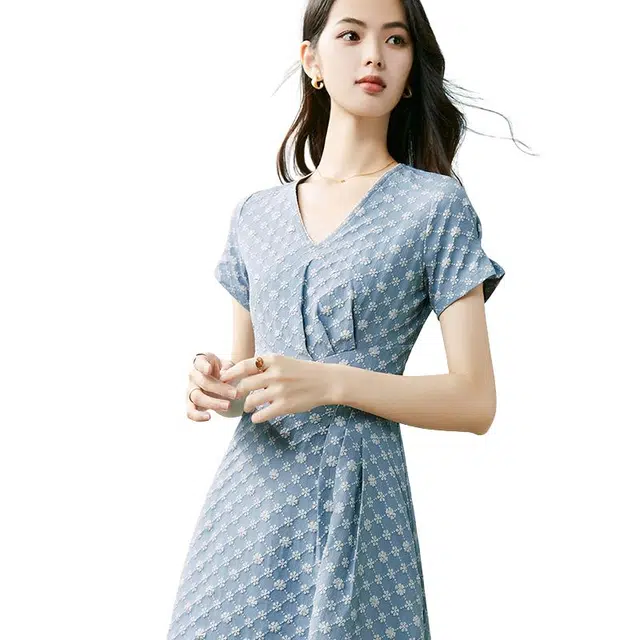 晚白 高腰碎花大摆连衣裙 女款 蓝色