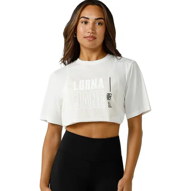 LORNA JANE RELAXED T