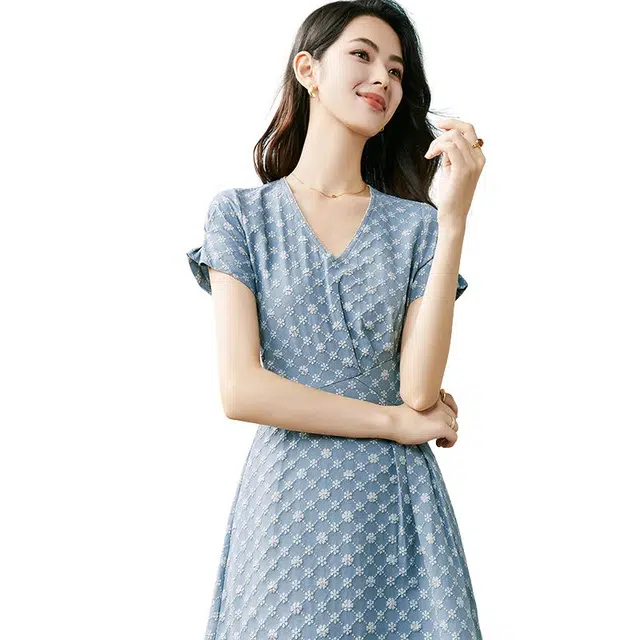 晚白 高腰碎花大摆连衣裙 女款 蓝色