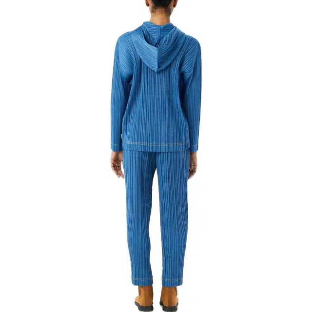 PLEATS PLEASE ISSEY MIYAKE FW22