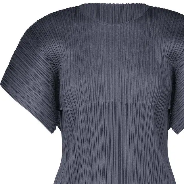 PLEATS PLEASE ISSEY MIYAKE SS24