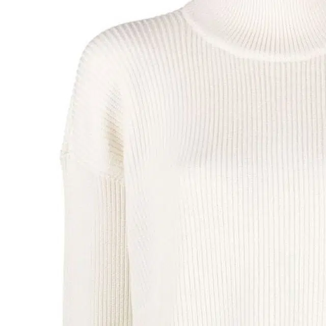 RED VALENTINO