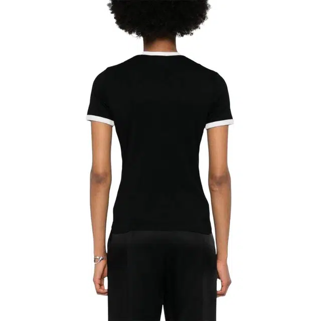 COURREGES T