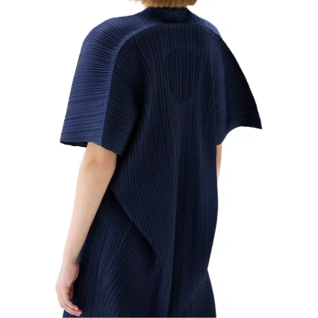 PLEATS PLEASE ISSEY MIYAKE SS24