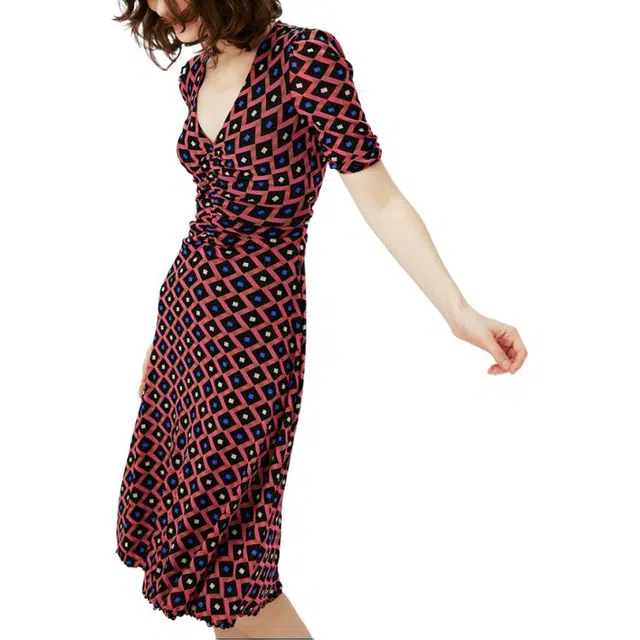 DIANE VON FURSTENBERG SS24 V
