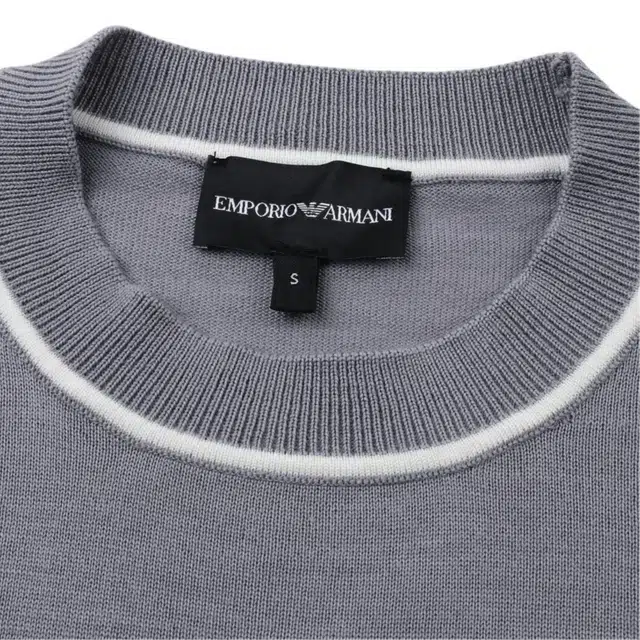 EMPORIO ARMANI FW24 Logo