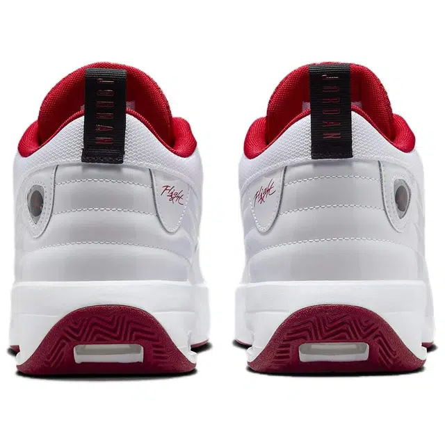Jordan Max Aura 6 White Red