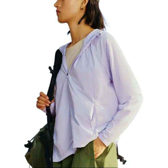 特步 纯色舒适轻薄拉链连帽 透气防紫外线防晒服 女款 轻纱紫