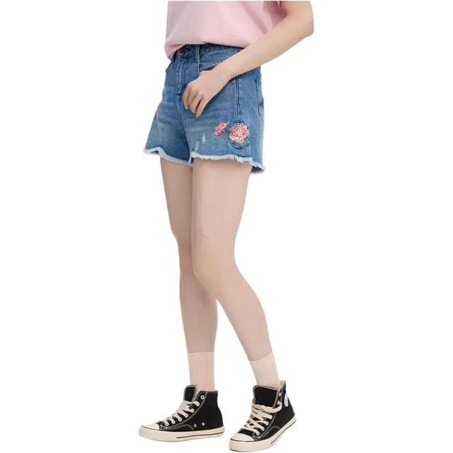 鬼洗 玫瑰鹦鹉绣花中腰宽松时尚拉链三分牛仔短裤 女款 牛仔蓝