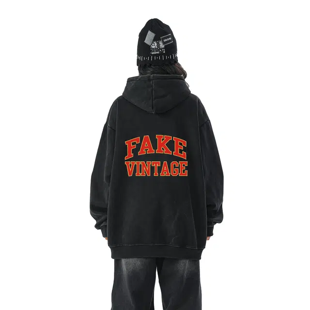 FAKE VINTAGE