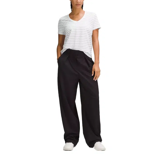 lululemon V T