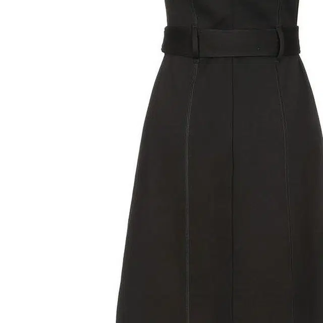Burberry FW22 V