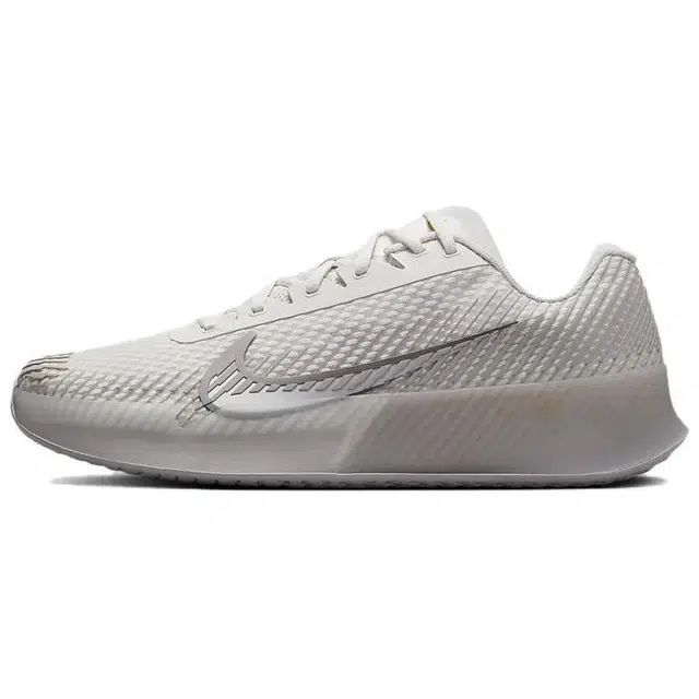 Nike Court Vapor 11