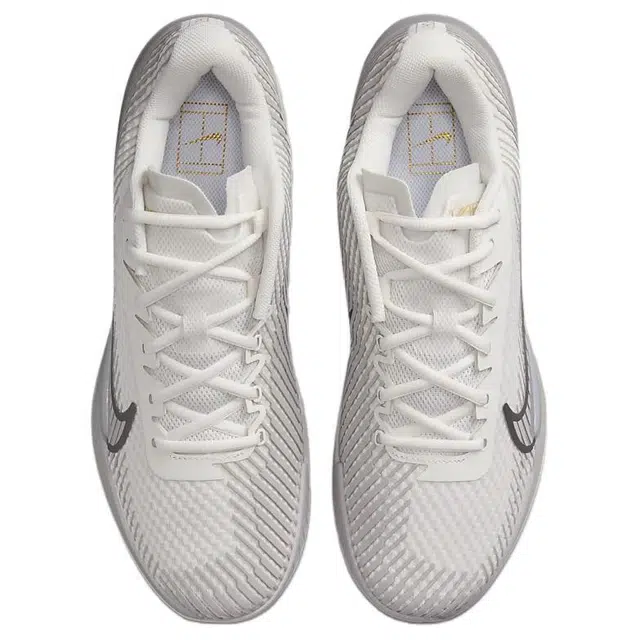 Nike Court Vapor 11