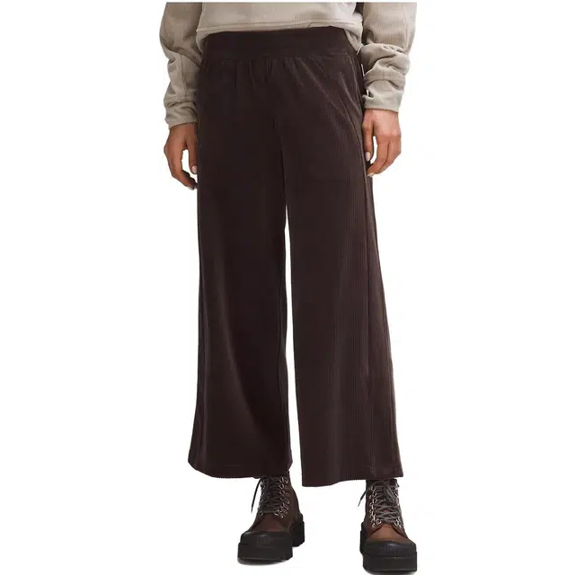 lululemon Scuba Mid-Rise Wide-Leg Crop Velvet Cord