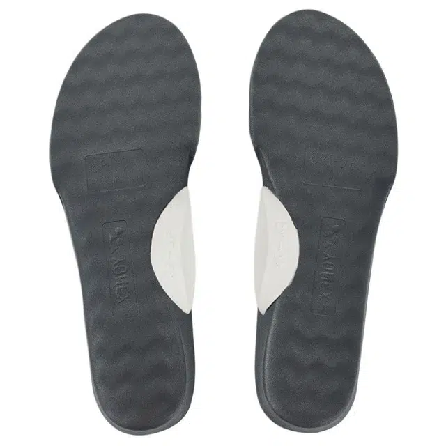 YONEX -