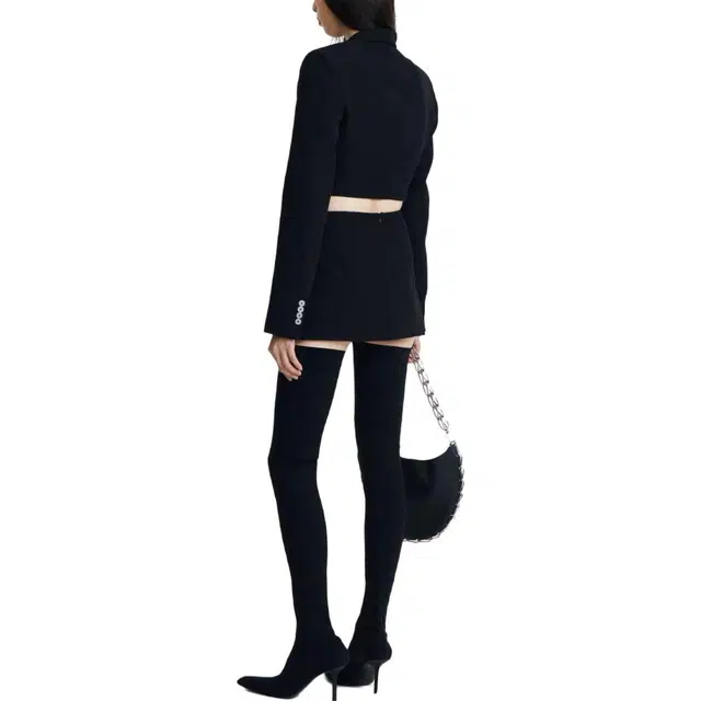 DION LEE