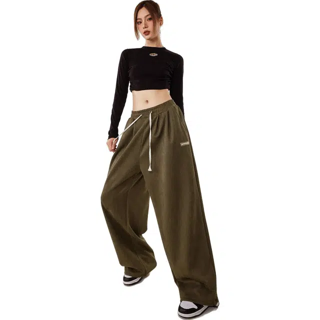 FW23